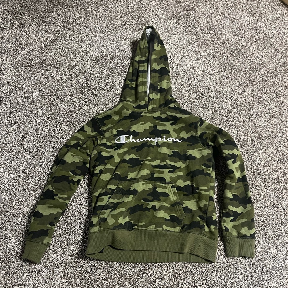 YL champion hoodie